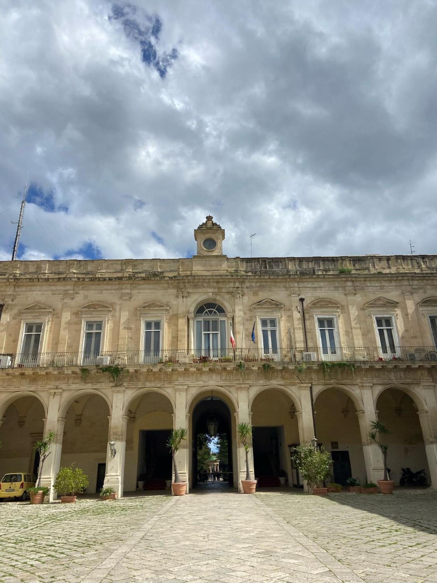Lecce Mon Amour B&B ภายนอก รูปภาพ